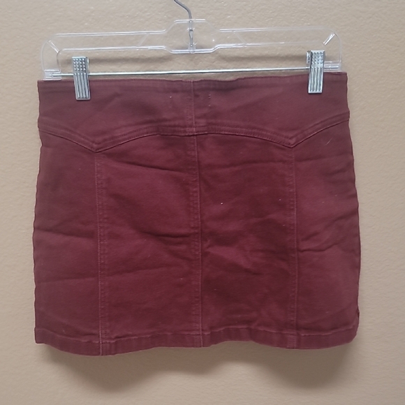 Forever 21 Burgundy Mini Skirt ❤️ - Picture 3 of 3